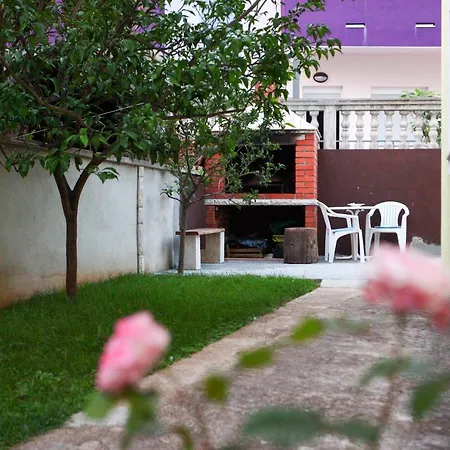 Antonia Apartment